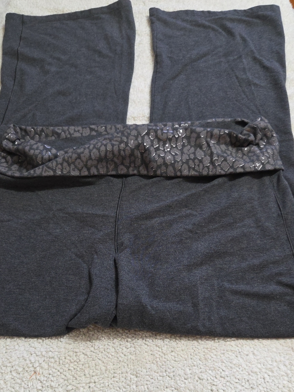 PINK VICTORIAS SECRET ACTIVEWEAR LEGGINGS